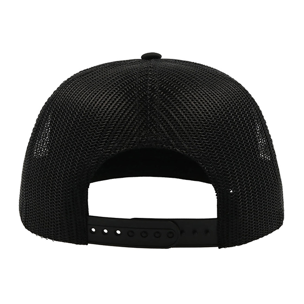 Шапка с плоска козирка и лого SNAP 90S - Черна