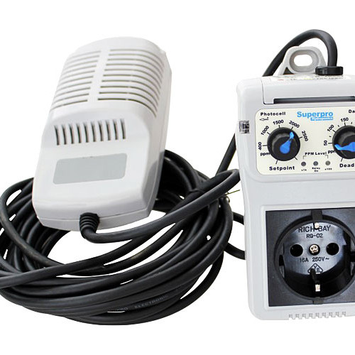 Контролер за CO2 SuperPro CARBON-B1