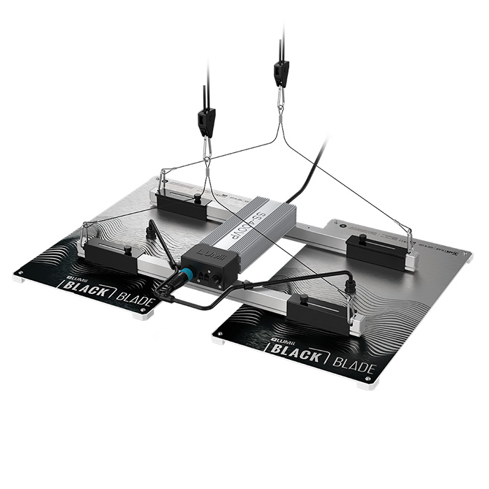 LED Лампа за растеж и цъфтеж LUMii Black Blade 400W